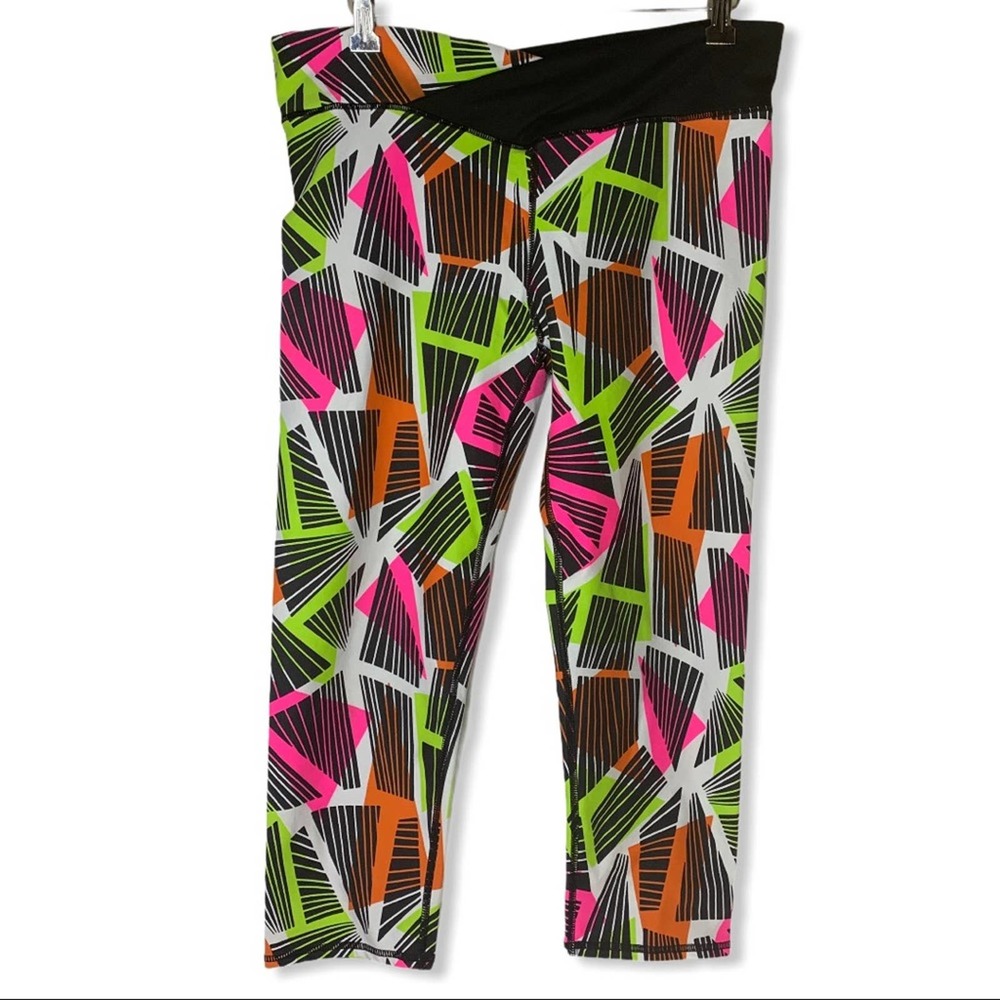 Fabletics neon shape crop‎ legging crossover waist